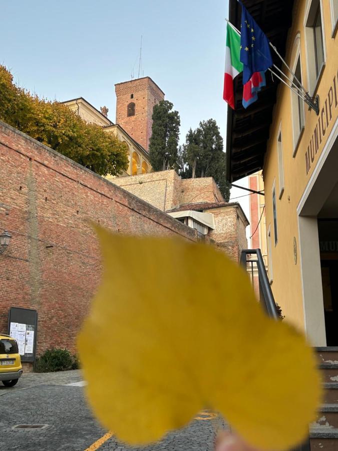 فيلا Takapradalu Cisterna dʼAsti المظهر الخارجي الصورة